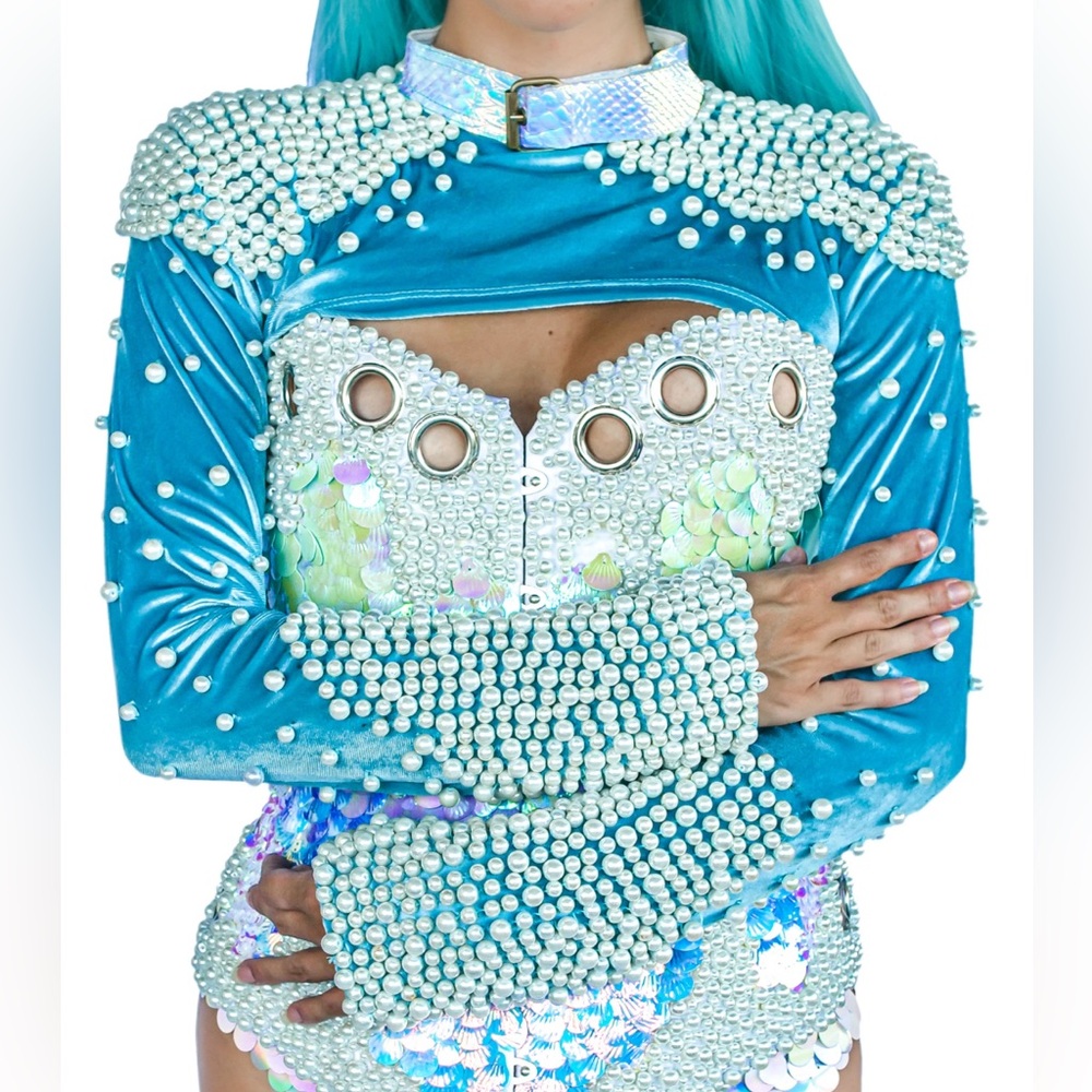 Jackalope Land Daydream Pearl Long Sleeve Baby Blue Iridescent Ultra Crop Top z0 - Picture 5 of 16